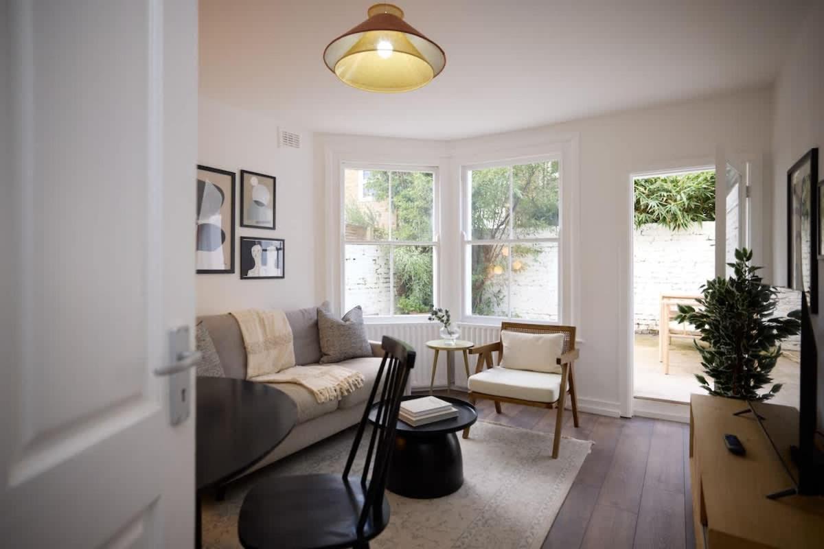 The Maida Hill Hideout - 2bdr Flat With Courtyard Apartamento