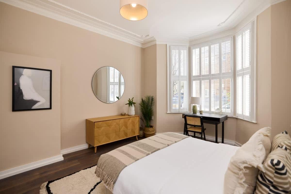 The Maida Hill Hideout - 2bdr Flat With Courtyard Londres